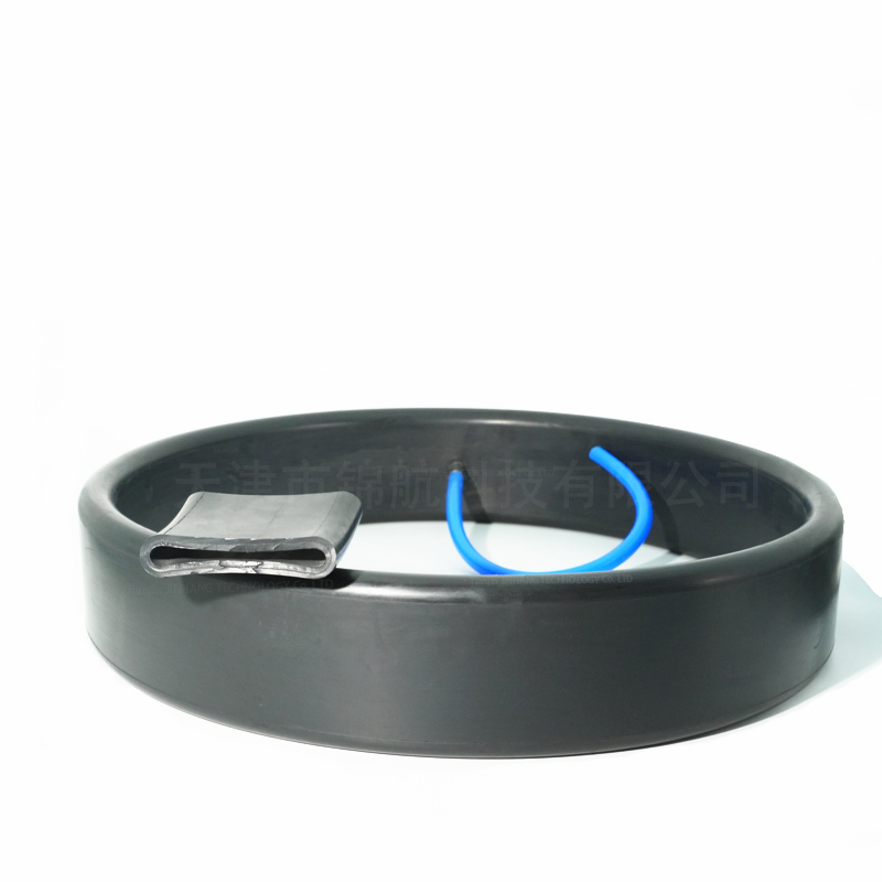 Anti-fatigue rubber inflatable seals