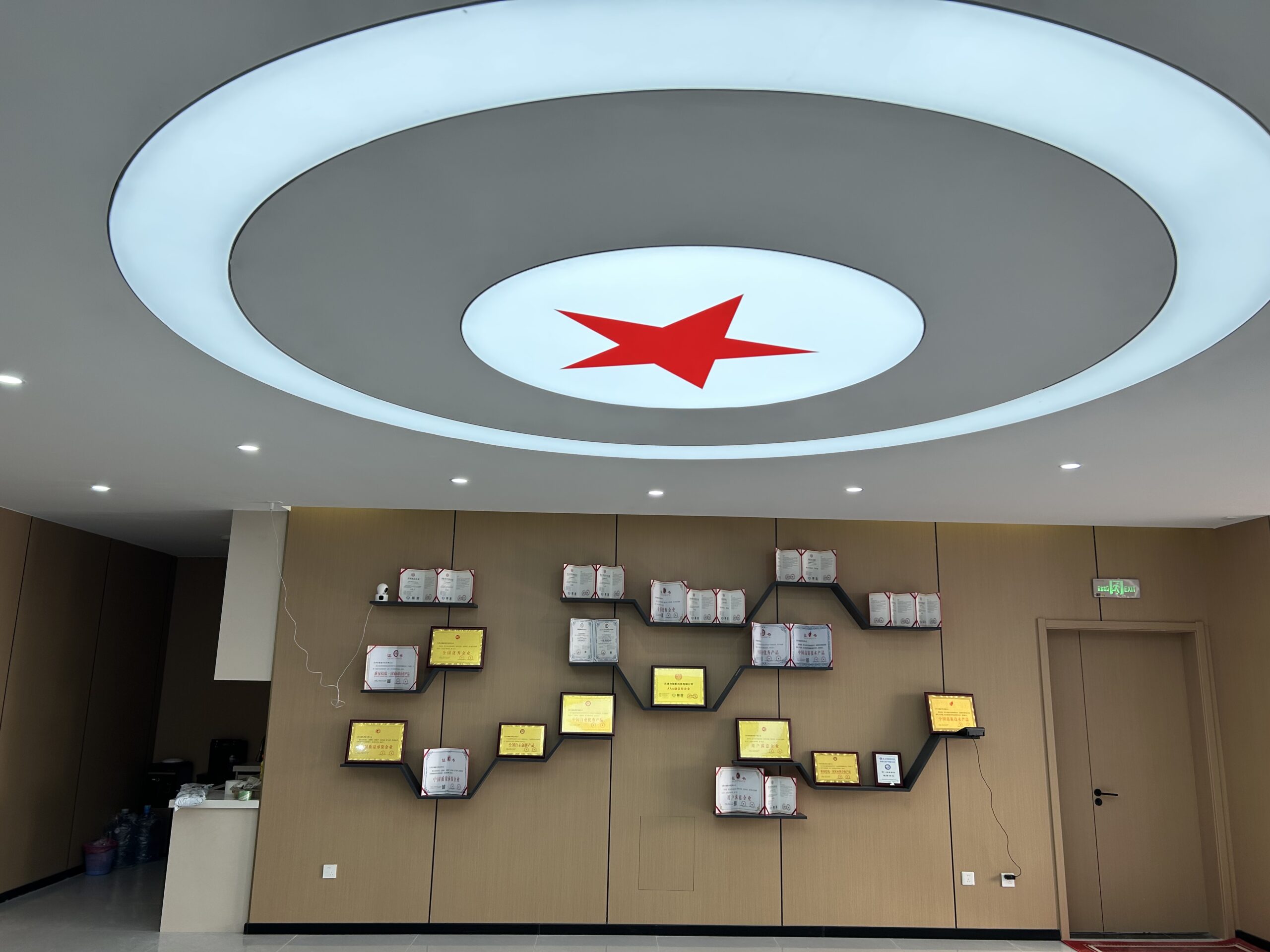 Shoelace dipping silicone application for rope ends